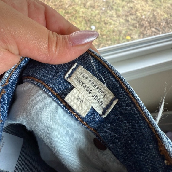 The Perfect Vintage Jean in Melgrove Wash - Picture 6 of 7